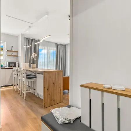 Luxury 3 Room Apartment - Coresi Mall Area *