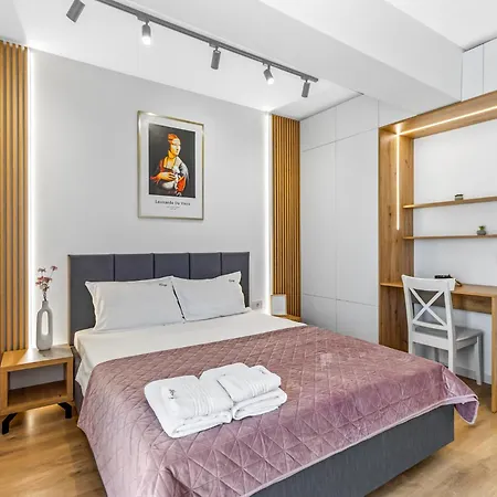 Апартаменти Luxury 3 Room Apartment - Coresi Mall Area Брашов